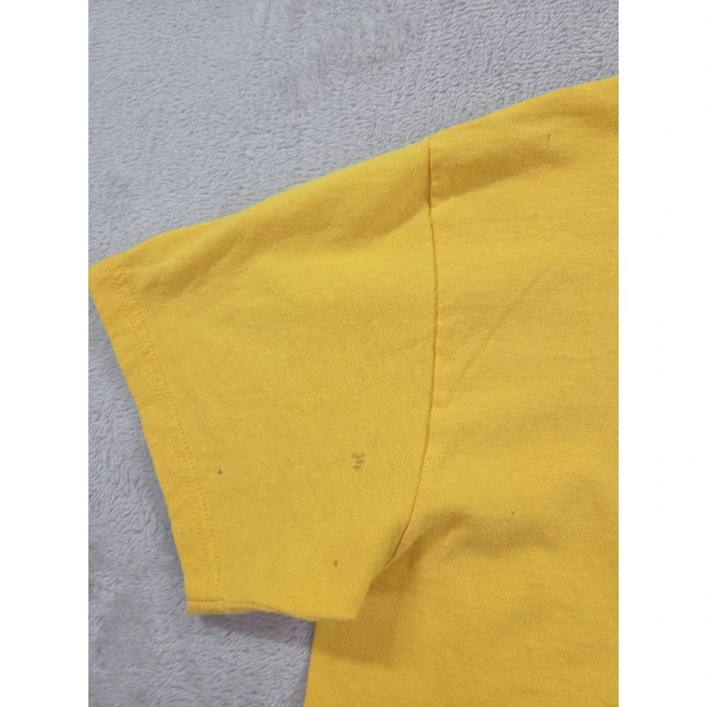 Vintage Nike Shirt Mens Small‎ Yellow Short Sleeve Spell Out Swoosh